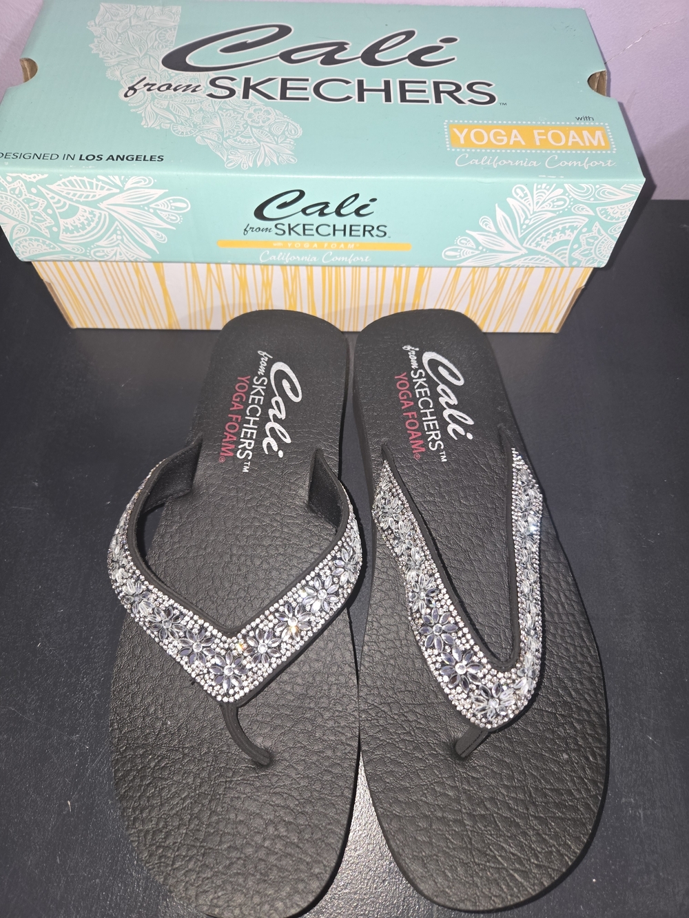 Skechers Cali Vegan Black Yoga Foam Platform Flip Flops Women's size 10